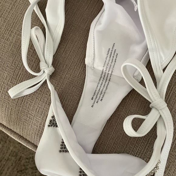 Never Worn White Chevron Bikini - Picture 3 of 6